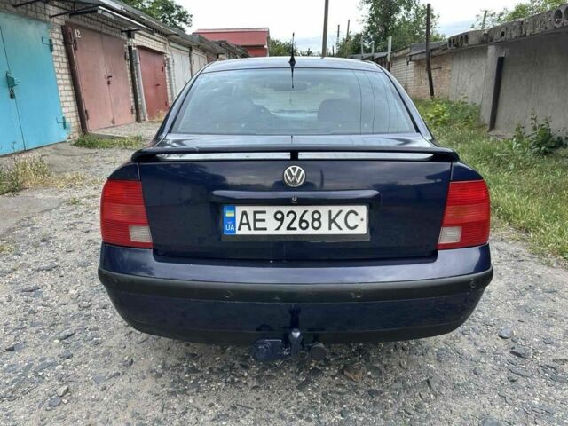 Синий Фольксваген Пассат, объемом двигателя 2.8 л и пробегом 286 тыс. км за 3300 $, фото 4 на Automoto.ua