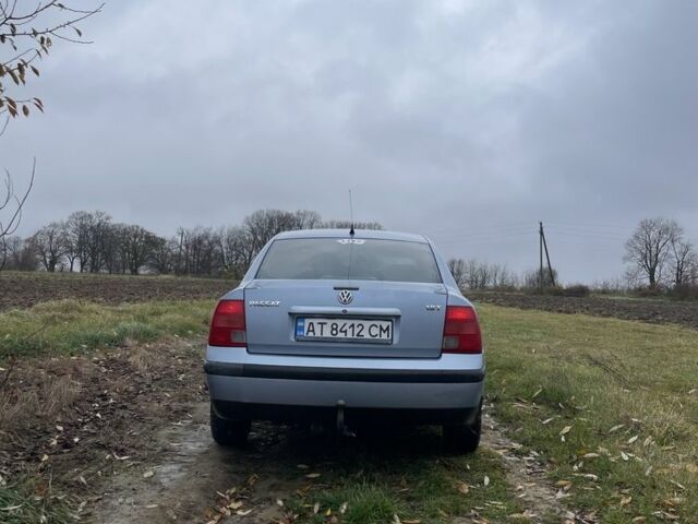 Синий Фольксваген Пассат, объемом двигателя 1.8 л и пробегом 400 тыс. км за 3200 $, фото 5 на Automoto.ua