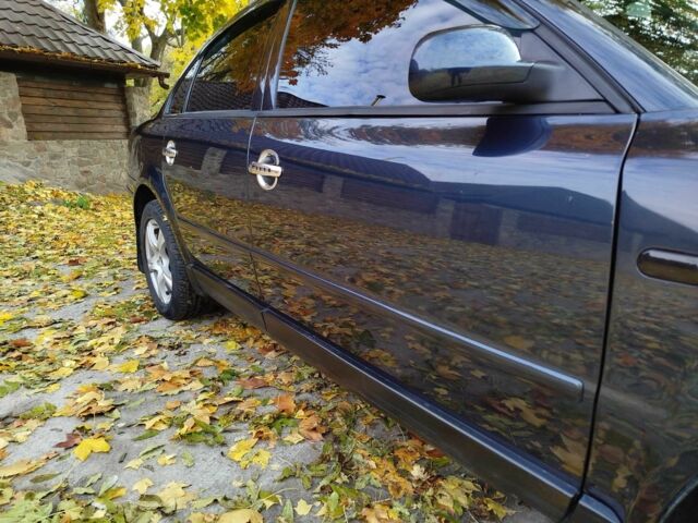 Синий Фольксваген Пассат, объемом двигателя 2.8 л и пробегом 300 тыс. км за 4100 $, фото 19 на Automoto.ua