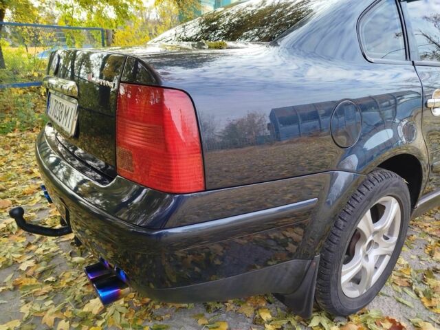 Синий Фольксваген Пассат, объемом двигателя 2.8 л и пробегом 300 тыс. км за 4100 $, фото 21 на Automoto.ua