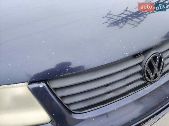 Синій Фольксваген Пассат, об'ємом двигуна 1.8 л та пробігом 330 тис. км за 3400 $, фото 7 на Automoto.ua