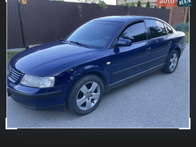 Синій Фольксваген Пассат, об'ємом двигуна 1.6 л та пробігом 216 тис. км за 4000 $, фото 7 на Automoto.ua