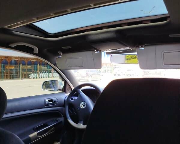 Синій Фольксваген Пассат, об'ємом двигуна 1.6 л та пробігом 250 тис. км за 4300 $, фото 2 на Automoto.ua