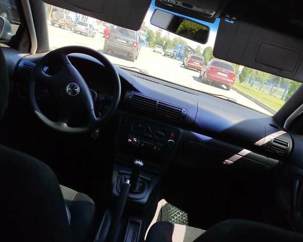 Синій Фольксваген Пассат, об'ємом двигуна 1.6 л та пробігом 250 тис. км за 4300 $, фото 1 на Automoto.ua