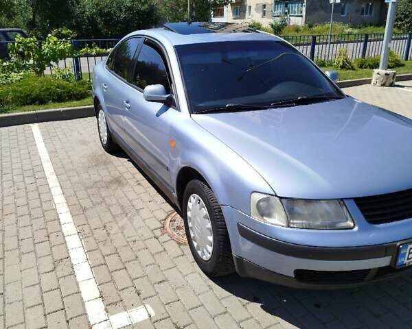 Синій Фольксваген Пассат, об'ємом двигуна 1.6 л та пробігом 250 тис. км за 4300 $, фото 25 на Automoto.ua