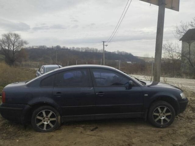 Синий Фольксваген Пассат, объемом двигателя 1.8 л и пробегом 239 тыс. км за 1200 $, фото 3 на Automoto.ua