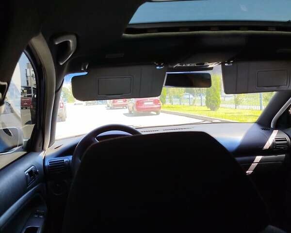 Синій Фольксваген Пассат, об'ємом двигуна 1.6 л та пробігом 250 тис. км за 4300 $, фото 7 на Automoto.ua