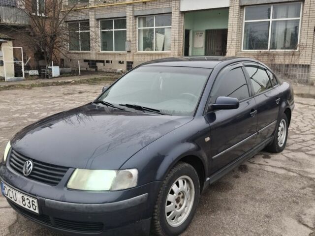 Синій Фольксваген Пассат, об'ємом двигуна 1.8 л та пробігом 111 тис. км за 1750 $, фото 2 на Automoto.ua