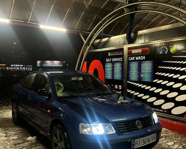 Синий Фольксваген Пассат, объемом двигателя 1.9 л и пробегом 500 тыс. км за 4000 $, фото 7 на Automoto.ua