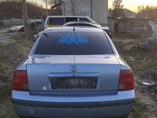 Синий Фольксваген Пассат, объемом двигателя 1.8 л и пробегом 340 тыс. км за 1000 $, фото 5 на Automoto.ua