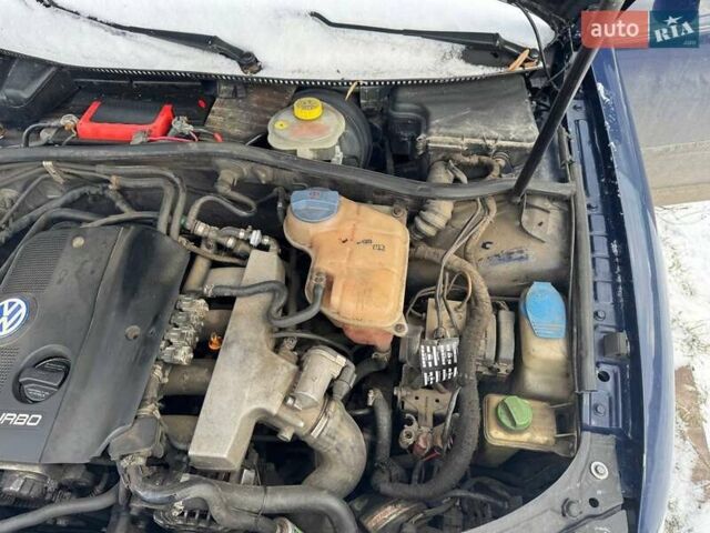 Синий Фольксваген Пассат, объемом двигателя 1.8 л и пробегом 340 тыс. км за 1800 $, фото 13 на Automoto.ua