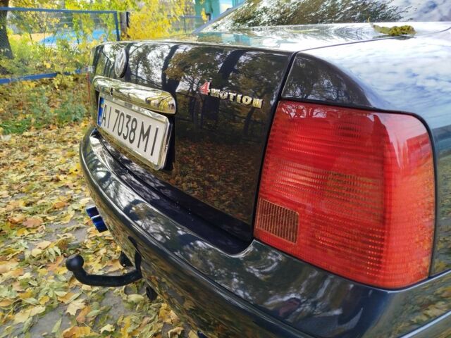 Синий Фольксваген Пассат, объемом двигателя 2.8 л и пробегом 300 тыс. км за 4100 $, фото 23 на Automoto.ua