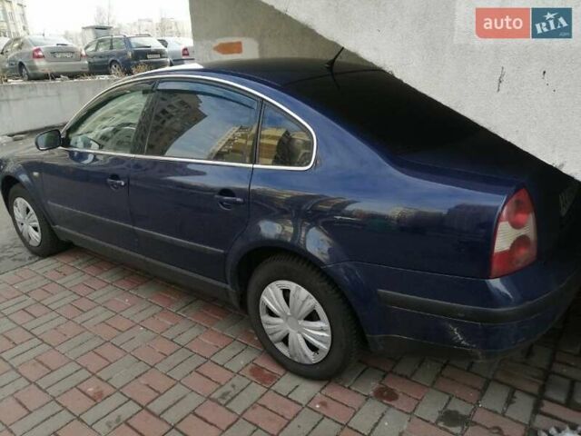 Синій Фольксваген Пассат, об'ємом двигуна 2 л та пробігом 238 тис. км за 5200 $, фото 1 на Automoto.ua
