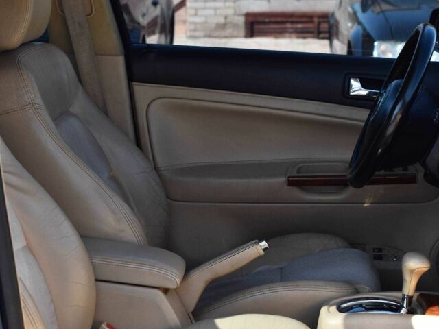 Синий Фольксваген Пассат, объемом двигателя 1.8 л и пробегом 292 тыс. км за 4950 $, фото 12 на Automoto.ua