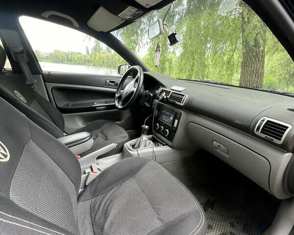 Синій Фольксваген Пассат, об'ємом двигуна 1.6 л та пробігом 364 тис. км за 3400 $, фото 11 на Automoto.ua