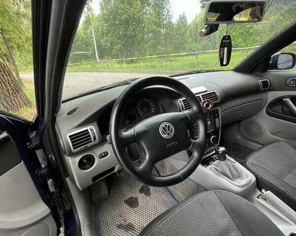 Синій Фольксваген Пассат, об'ємом двигуна 1.6 л та пробігом 364 тис. км за 3400 $, фото 13 на Automoto.ua