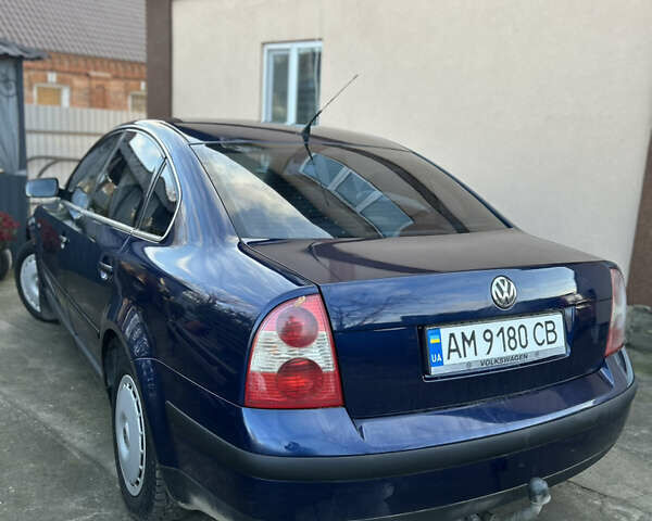 Синій Фольксваген Пассат, об'ємом двигуна 1.8 л та пробігом 335 тис. км за 4800 $, фото 12 на Automoto.ua