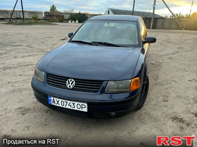 Синій Фольксваген Пассат, об'ємом двигуна 2.3 л та пробігом 314 тис. км за 2900 $, фото 2 на Automoto.ua