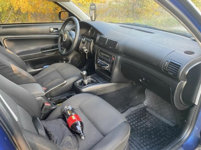 Синій Фольксваген Пассат, об'ємом двигуна 1.9 л та пробігом 441 тис. км за 4499 $, фото 3 на Automoto.ua