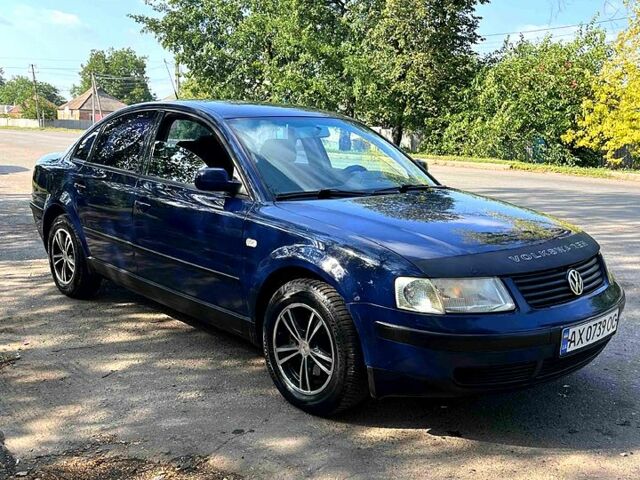 Синий Фольксваген Пассат, объемом двигателя 1.8 л и пробегом 0 тыс. км за 3800 $, фото 3 на Automoto.ua