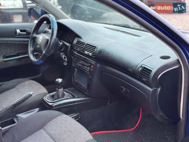 Синий Фольксваген Пассат, объемом двигателя 1.8 л и пробегом 350 тыс. км за 3999 $, фото 7 на Automoto.ua