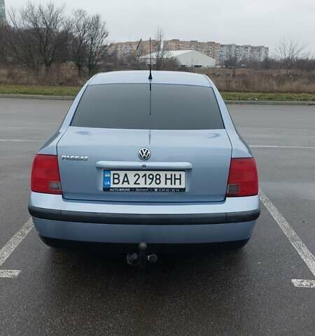 Синій Фольксваген Пассат, об'ємом двигуна 1.6 л та пробігом 245 тис. км за 3900 $, фото 3 на Automoto.ua