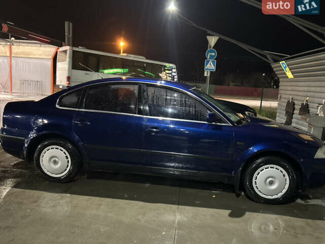 Синій Фольксваген Пассат, об'ємом двигуна 1.8 л та пробігом 335 тис. км за 4800 $, фото 4 на Automoto.ua