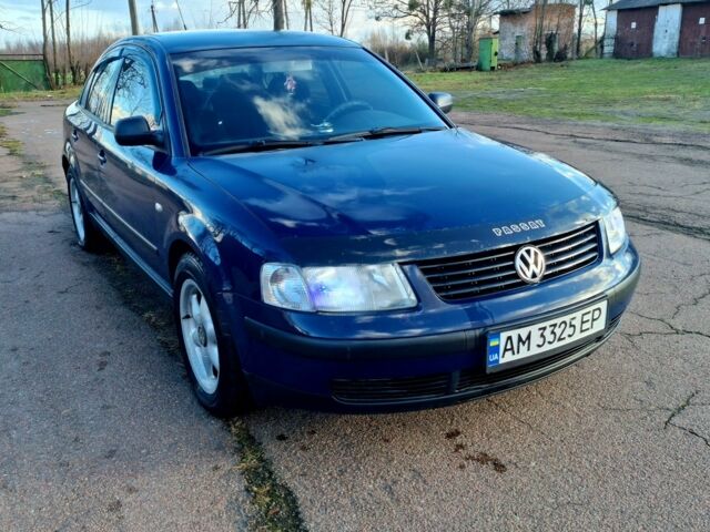 Синий Фольксваген Пассат, объемом двигателя 1.9 л и пробегом 305 тыс. км за 3500 $, фото 3 на Automoto.ua
