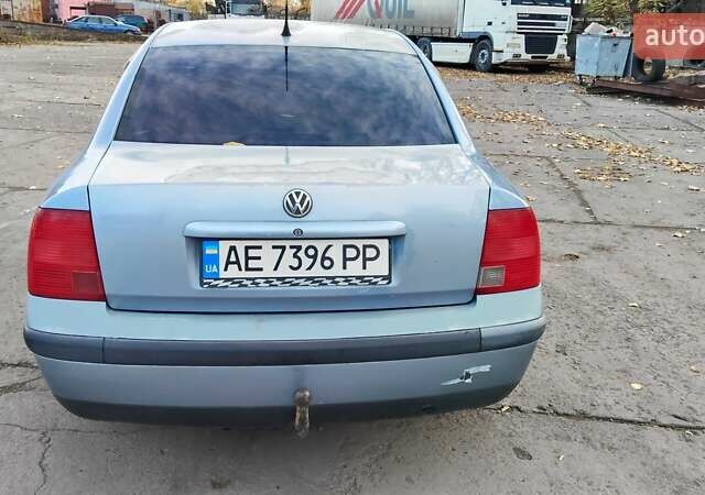 Синій Фольксваген Пассат, об'ємом двигуна 1.8 л та пробігом 231 тис. км за 3100 $, фото 1 на Automoto.ua