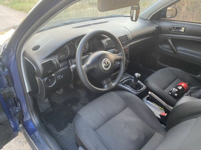 Синій Фольксваген Пассат, об'ємом двигуна 1.9 л та пробігом 441 тис. км за 4499 $, фото 4 на Automoto.ua