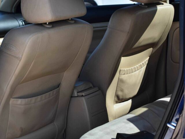 Синий Фольксваген Пассат, объемом двигателя 1.8 л и пробегом 292 тыс. км за 4950 $, фото 17 на Automoto.ua