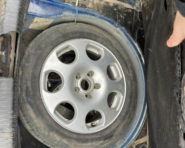 Синий Фольксваген Пассат, объемом двигателя 2.5 л и пробегом 330 тыс. км за 2750 $, фото 39 на Automoto.ua