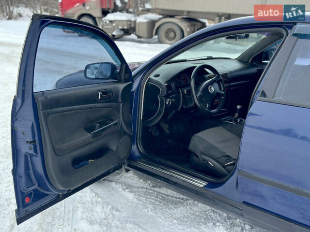 Синій Фольксваген Пассат, об'ємом двигуна 1.9 л та пробігом 367 тис. км за 2300 $, фото 10 на Automoto.ua