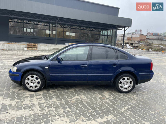 Синий Фольксваген Пассат, объемом двигателя 2.5 л и пробегом 330 тыс. км за 2750 $, фото 18 на Automoto.ua