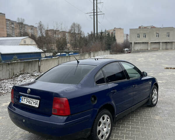 Синий Фольксваген Пассат, объемом двигателя 2.5 л и пробегом 330 тыс. км за 2750 $, фото 10 на Automoto.ua