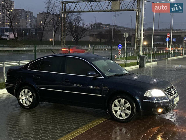 Синий Фольксваген Пассат, объемом двигателя 1.8 л и пробегом 386 тыс. км за 4750 $, фото 2 на Automoto.ua