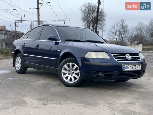 Синий Фольксваген Пассат, объемом двигателя 1.78 л и пробегом 293 тыс. км за 3999 $, фото 1 на Automoto.ua