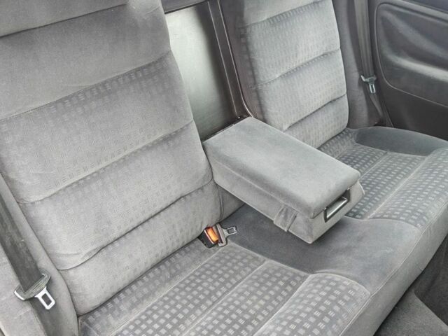 Синій Фольксваген Пассат, об'ємом двигуна 1.9 л та пробігом 265 тис. км за 1549 $, фото 6 на Automoto.ua