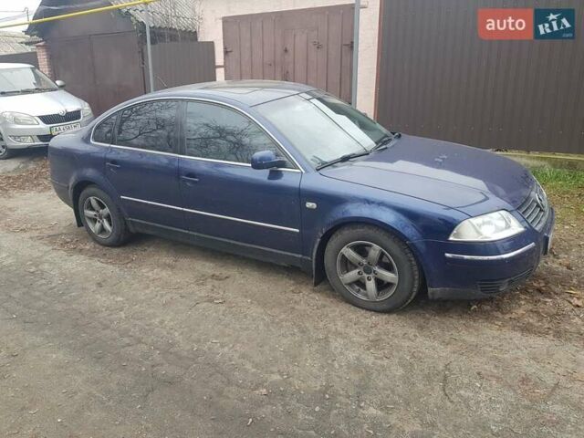 Синий Фольксваген Пассат, объемом двигателя 1.78 л и пробегом 309 тыс. км за 2950 $, фото 2 на Automoto.ua