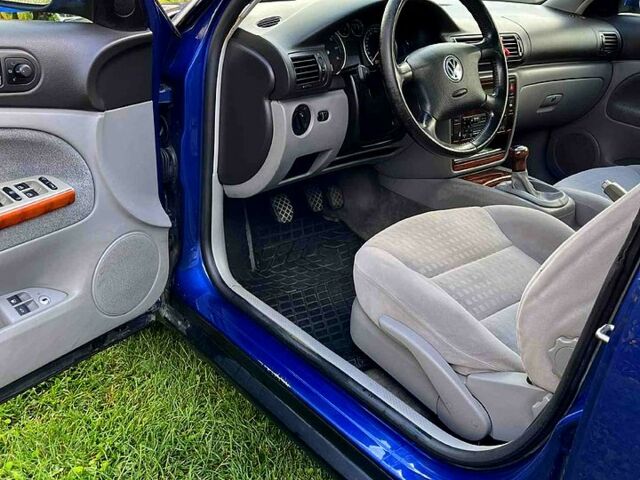 Синій Фольксваген Пассат, об'ємом двигуна 1.8 л та пробігом 204 тис. км за 4799 $, фото 1 на Automoto.ua