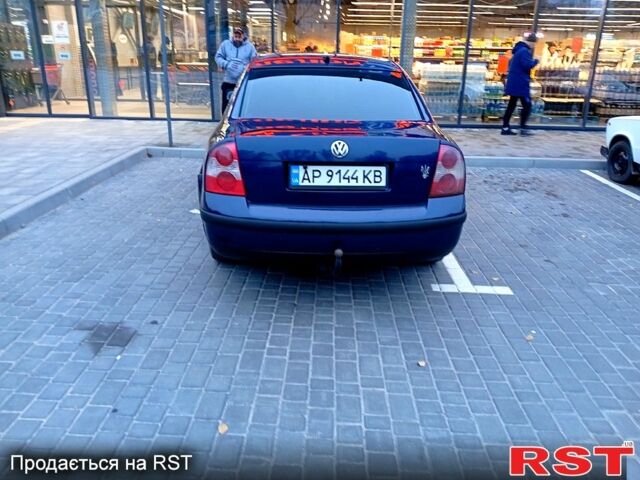 Синій Фольксваген Пассат, об'ємом двигуна 2.5 л та пробігом 380 тис. км за 3800 $, фото 4 на Automoto.ua