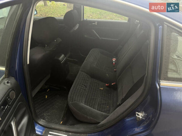 Синий Фольксваген Пассат, объемом двигателя 1.9 л и пробегом 350 тыс. км за 2799 $, фото 5 на Automoto.ua