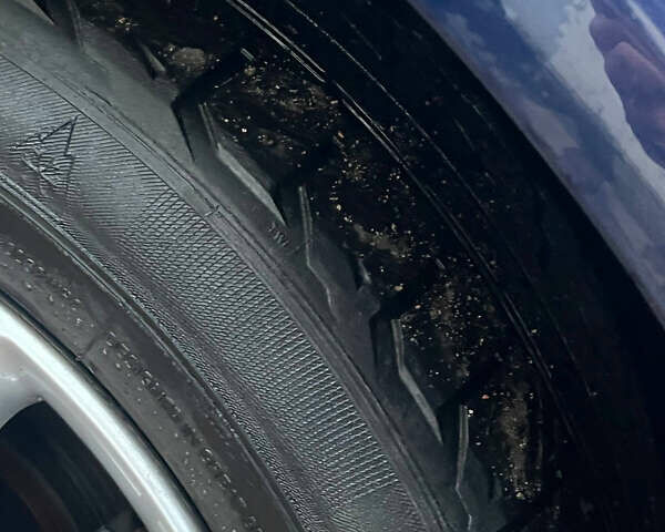 Синий Фольксваген Пассат, объемом двигателя 1.6 л и пробегом 309 тыс. км за 4100 $, фото 47 на Automoto.ua