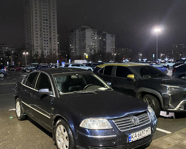 Синий Фольксваген Пассат, объемом двигателя 1.8 л и пробегом 386 тыс. км за 4750 $, фото 24 на Automoto.ua