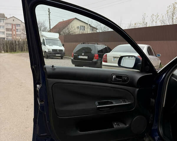Синий Фольксваген Пассат, объемом двигателя 1.6 л и пробегом 309 тыс. км за 3850 $, фото 26 на Automoto.ua