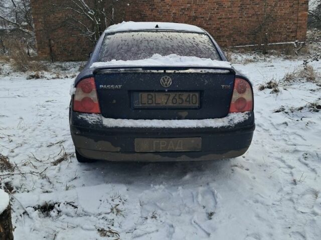 Синий Фольксваген Пассат, объемом двигателя 1.9 л и пробегом 430 тыс. км за 2350 $, фото 2 на Automoto.ua