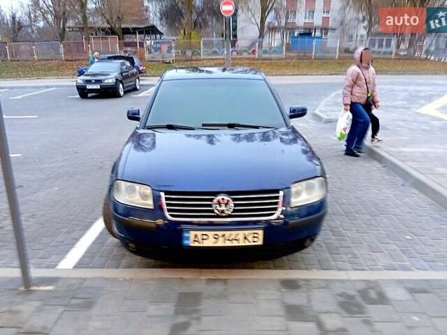 Синий Фольксваген Пассат, объемом двигателя 2.5 л и пробегом 380 тыс. км за 3800 $, фото 2 на Automoto.ua