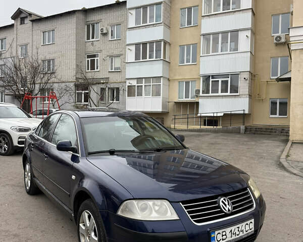 Синий Фольксваген Пассат, объемом двигателя 1.6 л и пробегом 309 тыс. км за 3850 $, фото 3 на Automoto.ua