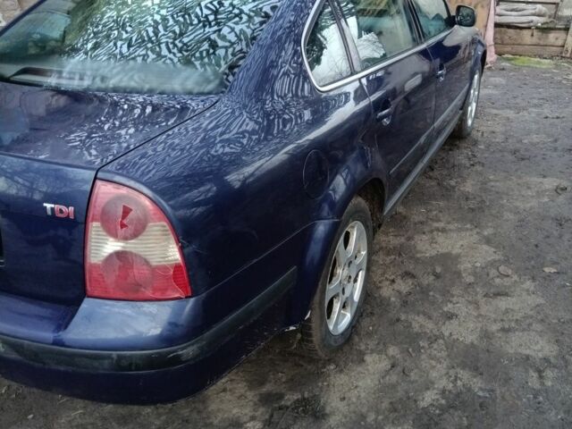 Синий Фольксваген Пассат, объемом двигателя 0 л и пробегом 456 тыс. км за 1800 $, фото 5 на Automoto.ua