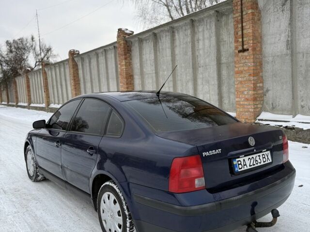 Синій Фольксваген Пассат, об'ємом двигуна 1.8 л та пробігом 245 тис. км за 3200 $, фото 3 на Automoto.ua